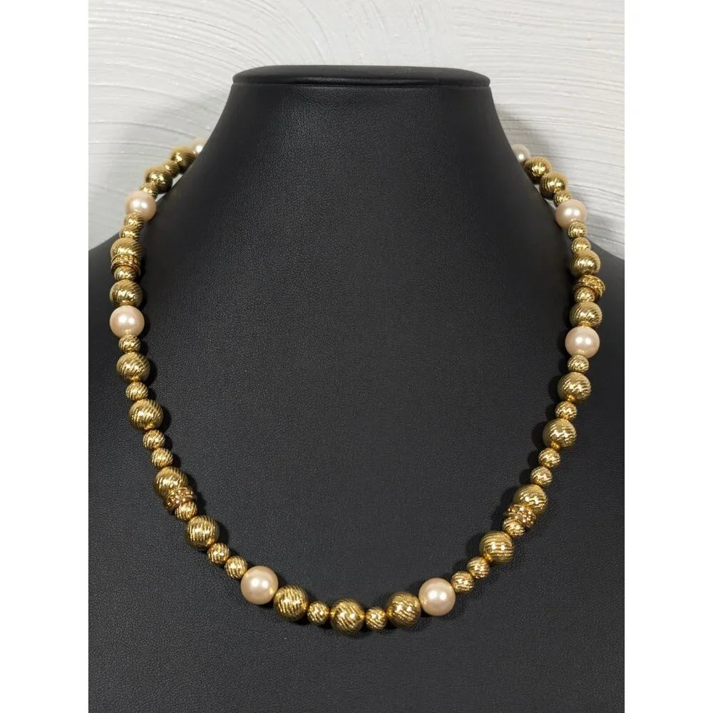 Vintage Monet‎ Gold Tone Ribbed Bead Faux Pearl Necklace Classic MCM 20 in